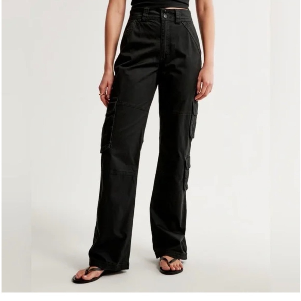 Abercrombie & Fitch Black Wide Leg Cargo Pants - Picture 4 of 10